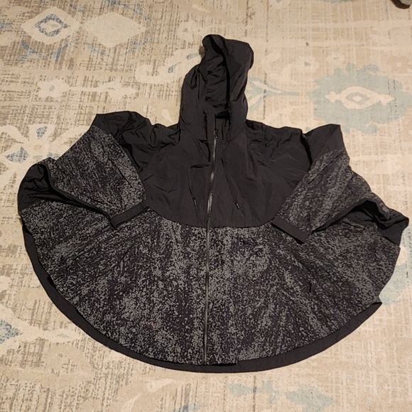 Lululemon Ride And Reflect Soulcycle Jacket. Size XS/S. Great Condition. - Picture 1 of 7